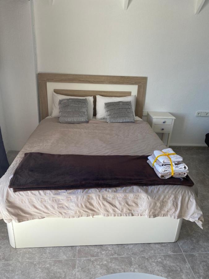 Apartamento 19Th Floor & Sea View لقنت المظهر الخارجي الصورة