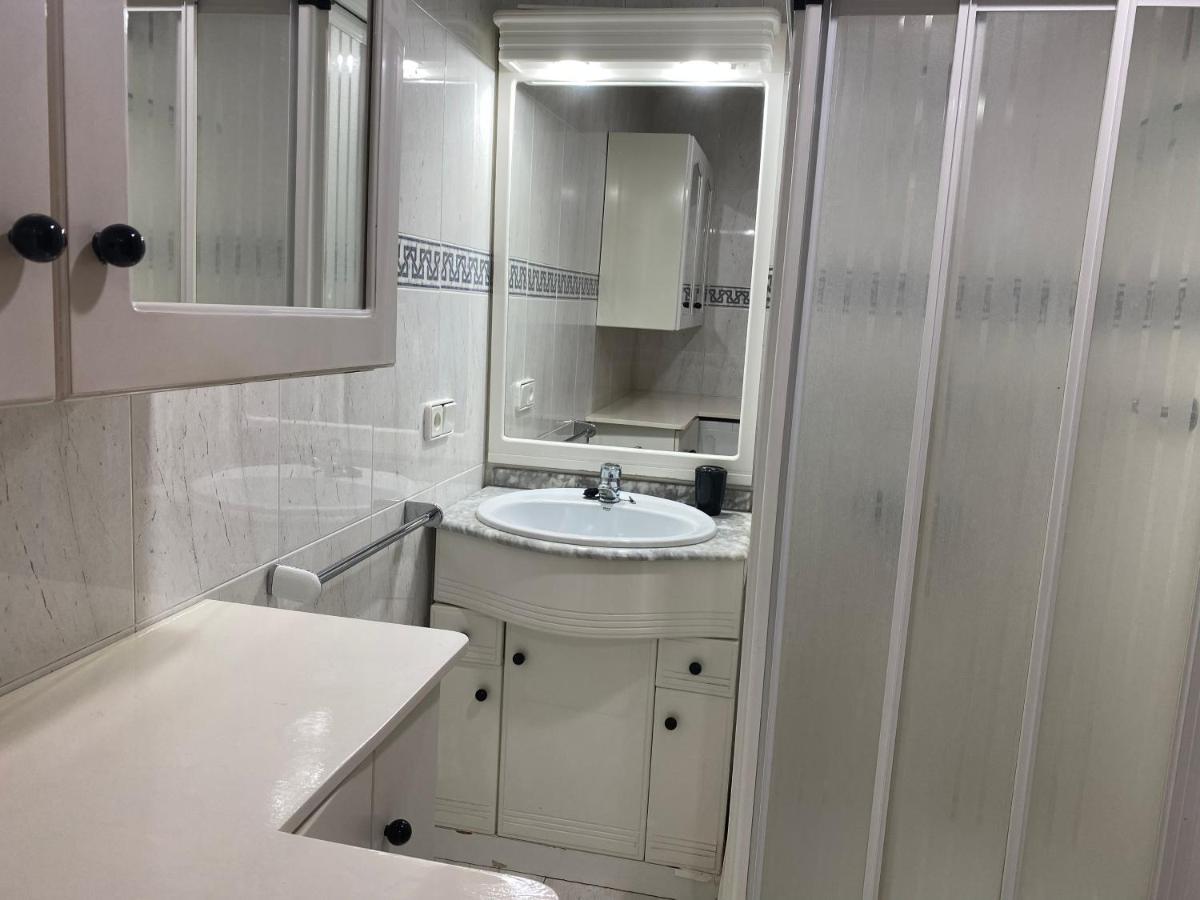 Apartamento 19Th Floor & Sea View لقنت المظهر الخارجي الصورة